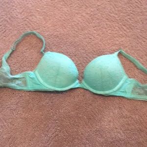 32A turquoise lace Victoria’s Secret push up bra